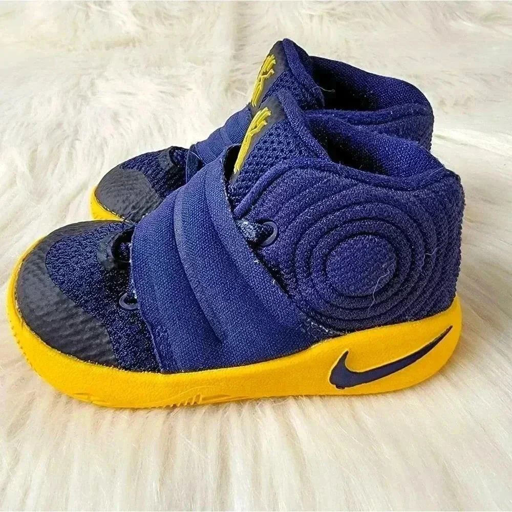 Nike Kyrie 2 TD Cavs - 6C - Picture 1 of 7